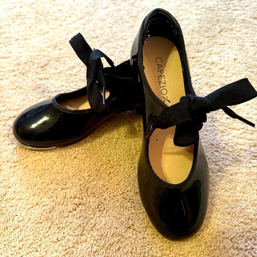 Capezio Kids Black Tap Shoes 2